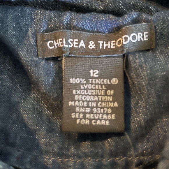 Chelsea & Theodore Denim Look
Embroidered Floral Jacket Size 12 / Medium NWT - Picture 7 of 10